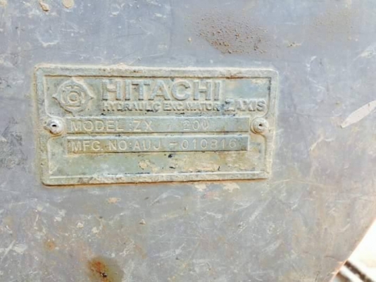 ขายรถแบคโค HITACHI ZX200-1 รถสวยสภาพดี ไฟฟ้าครบ แอร์เย็น เอกสารใบอินวอย สนใจโทร 090-8588220คุณนะ 093-3258446คุณบิว หรือเข้าดูสินค้าอื่นๆได้ที่ www.truck.in.th/498 หรือเพจFacebook ณรงค์ ซื้อขายรถมือสอง (เว็บไซต์ส่วนตัว) หรือFacebook คุณนะ รถบรรทุก