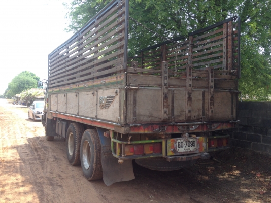 ฝากขาย  10 ล้อเพลาเดียว  HINO  FL3H  พร้อมงานวิ่งอาหารสัตว์ แบทาโก