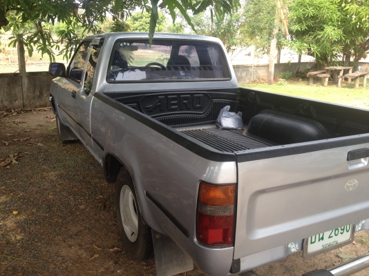 ขายรถกระบะ  toyota 2.5 GL ปี 40  สภาพพร้อมใช้