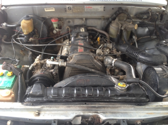 ขายรถกระบะ  toyota 2.5 GL ปี 40  สภาพพร้อมใช้