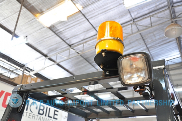 ขายรถโฟล์คลิฟท์มือสอง TOYOTA รุ่น 6FD15-11559 ราคา 265,000 บาท นำเข้าจากประเทศญี่ปุ่น 100\% ไม่เคยใช้งานในประเทศไทย