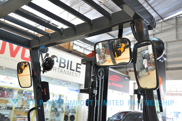 ขายรถโฟล์คลิฟท์มือสอง TOYOTA รุ่น 6FD15-11559 ราคา 265,000 บาท นำเข้าจากประเทศญี่ปุ่น 100\% ไม่เคยใช้งานในประเทศไทย