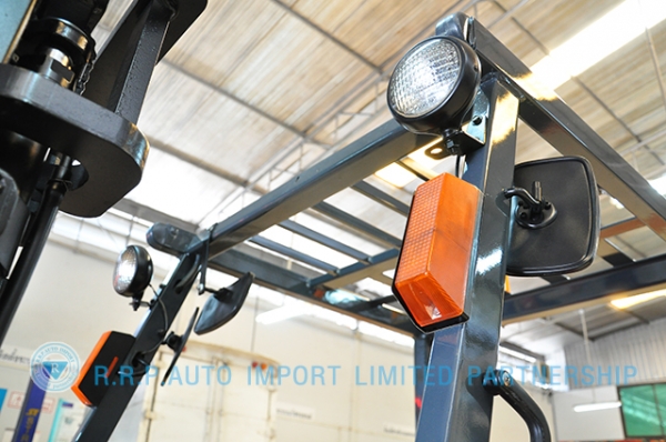 ขายรถโฟล์คลิฟท์มือสอง TOYOTA รุ่น 6FD15-11559 ราคา 265,000 บาท นำเข้าจากประเทศญี่ปุ่น 100\% ไม่เคยใช้งานในประเทศไทย