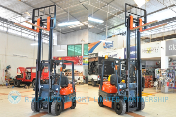 ขายรถโฟล์คลิฟท์มือสอง TOYOTA รุ่น 6FD15-11559 ราคา 265,000 บาท นำเข้าจากประเทศญี่ปุ่น 100\% ไม่เคยใช้งานในประเทศไทย