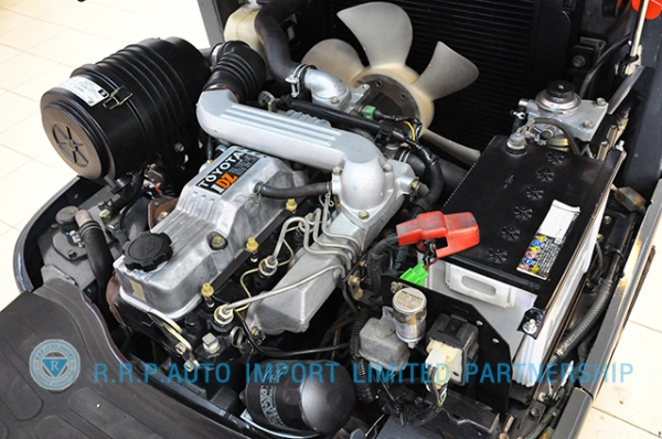 ขายรถโฟล์คลิฟท์มือสอง TOYOTA รุ่น 6FD15-11559 ราคา 265,000 บาท นำเข้าจากประเทศญี่ปุ่น 100\% ไม่เคยใช้งานในประเทศไทย