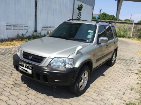 ขาย CR-V ปี2001รถสวยพร้อมใช้ราคาสุดท้าย 135,000บาท 0804707359