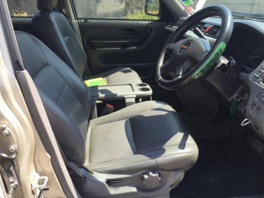 ขาย CR-V ปี2001รถสวยพร้อมใช้ราคาสุดท้าย 135,000บาท 0804707359