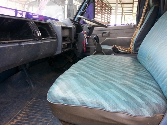 ขายสั่งลุย เฟืองท้ายใหญ่ เกียร์ร็อก รถสวยสภาพดี เอกสารพร้อมโอน ราคา395,000 สนใจโทร 090-8588220คุณนะ 093-3258446คุณบิว หรือเข้าดูสินค้าอื่นๆได้ที่ www.truck.in.th/498 หรือเพจFacebook ณรงค์ ซื้อขายรถมือสอง (เว็บไซต์ส่วนตัว) หรือFacebook คุณนะ รถบรรทุก