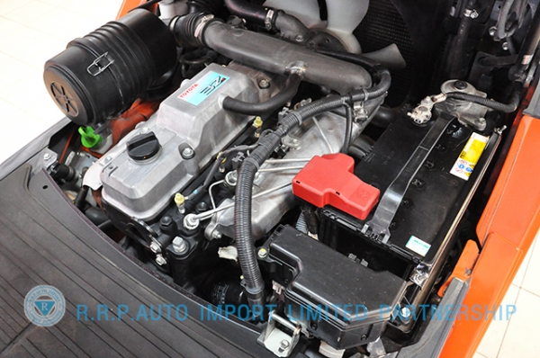 ขายรถโฟล์คลิฟท์มือสอง TOYOTA รุ่น 8FD25-35941 ราคา 590,000 บาท นำเข้าจากประเทศญี่ปุ่น 100\% ไม่เคยใช้งานในไทย