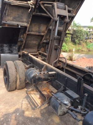 HINO KM 310 ดั๊ม เครื่อง 110 แรง เครื่องดี ยางดี ครัทซีสวย ขาย 250,000 บาท ศุภากร 081-1903107, 081-4252943