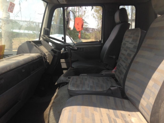 ขาย 6 ล้อ Hino เครน ขาย 6 ล้อ Hino เครน