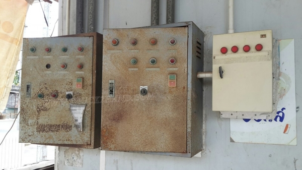 ห้องเย็น มีเครื่องทำความเย็น   จำนวน 120-150 คิว ขายยกชุดพร้อมระบบทำความเย็น