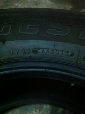 ยางบริสโตน 265/70/16 ปี12-13 ชุด2500บาท ยางชุดเดียวกัน