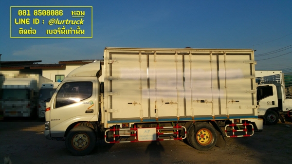 Hino series 300 ปี52 หกล้อมือสอง ตู้สิบบาน