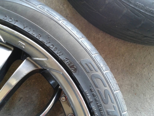 ขอบ17นิ้ว4รู100/114 พร้อมยาง สวยๆ 4 ล้อ ราคา 6800 บาท ขอบ17นิ้ว4รู100/114 พร้อมยาง สวยๆ 4 ล้อ ราคา 6800 บาท