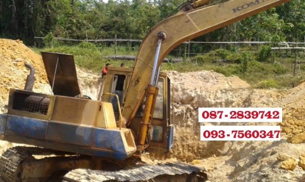 ขายรถแบคโฮ Komatsu PC 120-3 รอเบอร์ 7 ลูก ไม่มีเอกสาร รถใช้งานอยู่. ขายรถแบคโฮ Komatsu PC 120-3 รอเบอร์ 7 ลูก ไม่มีเอกสาร รถใช้งานอยู่.