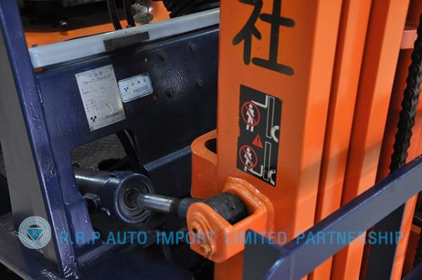 ขายรถโฟล์คลิฟท์มือสอง TOYOTA รุ่น 5FG25-11591 ราคา 275,000 บาท สภาพเดิมจากญี่ปุ่นจากประเทศญี่ปุ่น ไม่เคยใช้งานในไทย