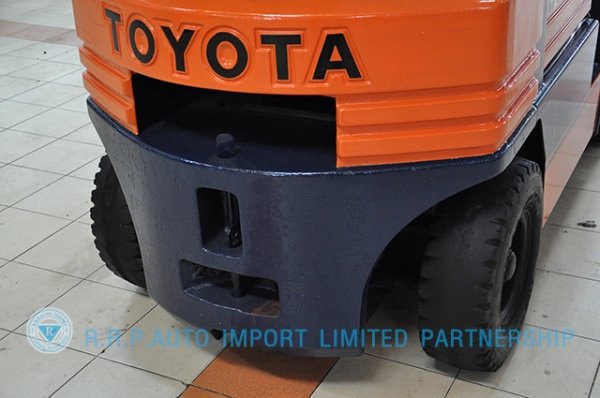 ขายรถโฟล์คลิฟท์มือสอง TOYOTA รุ่น 5FG25-11591 ราคา 275,000 บาท สภาพเดิมจากญี่ปุ่นจากประเทศญี่ปุ่น ไม่เคยใช้งานในไทย