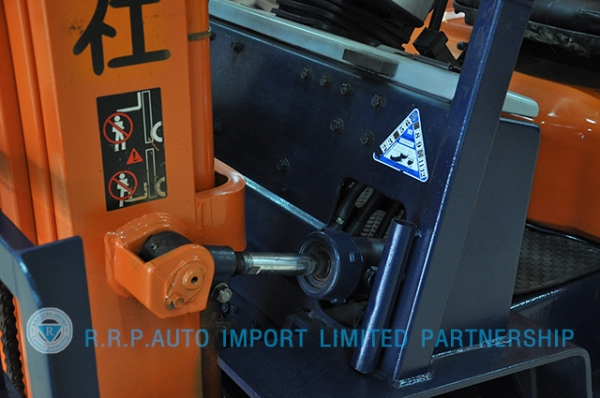 ขายรถโฟล์คลิฟท์มือสอง TOYOTA รุ่น 5FG25-11591 ราคา 275,000 บาท สภาพเดิมจากญี่ปุ่นจากประเทศญี่ปุ่น ไม่เคยใช้งานในไทย