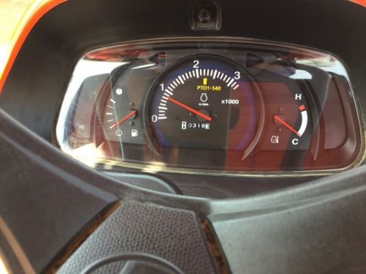 ขายรถไถ Kubota L4708-SP 318 ชั่วโมง พร้อมอุปกรณ์ใบมีดดันหน้า ตราช้าง ขายรถไถ Kubota L4708-SP 318 ชั่วโมง พร้อมอุปกรณ์ใบมีดดันหน้า ตราช้าง