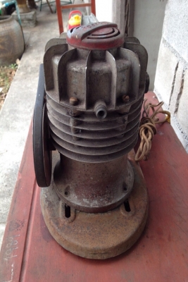 ขายปั้มลมรุ่นเก่า