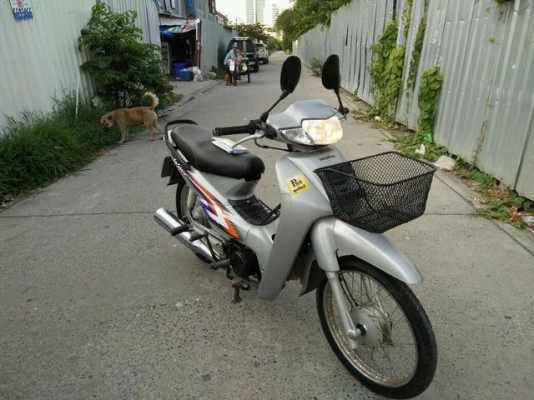 WAVE 100 ราคา 12000 บาท สนใจโทร 089-8859869 เดช