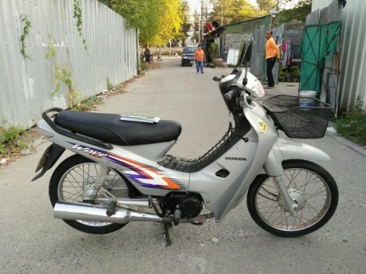 WAVE 100 ราคา 12000 บาท สนใจโทร 089-8859869 เดช