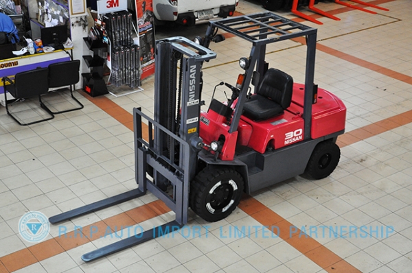 ขายรถโฟล์คลิฟท์มือสอง NISSAN  รุ่น FGJ02-111180 ราคา 325,000 บาท นำเข้าจากประเทศญี่ปุ่น 100\% ไม่เคยใช้งานในไทย