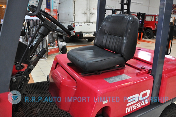 ขายรถโฟล์คลิฟท์มือสอง NISSAN  รุ่น FGJ02-111180 ราคา 325,000 บาท นำเข้าจากประเทศญี่ปุ่น 100\% ไม่เคยใช้งานในไทย