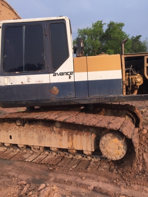 ขายรถแบคโฮ KOMATSU PC 200  รุ่น 5 เอกสารเล่มทะเบียน ช่วงล่างเต็ม รถสภาพพร้อมใช้งาน 0811838154