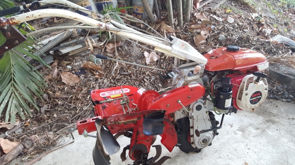 รถพรวนดิน ล้อเดี่ยว