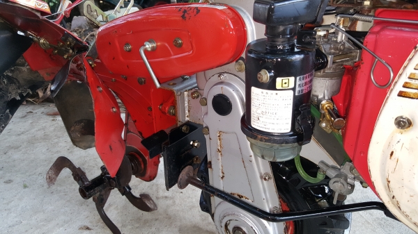 รถพรวนดิน ล้อเดี่ยว รถพรวนดิน ล้อเดี่ยว