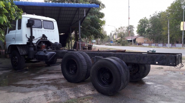 ขายหัวแชสซีสิบล้อเพลาเดียว KT920 เครื่อง EH700 - 168 แรง ปี 22 เครื่องดีมาก แชสซีสวย ทะเบียน ม.79 ยาง 80\%