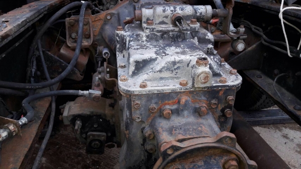 ขายหัวแชสซีสิบล้อเพลาเดียว KT920 เครื่อง EH700 - 168 แรง ปี 22 เครื่องดีมาก แชสซีสวย ทะเบียน ม.79 ยาง 80\%