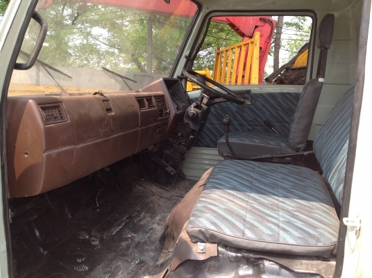 สด  ผ่อน หกล้อ ติดเครนเก่านอก พร้อมใช้ เอกสาร โอนทั่วปรเทศ