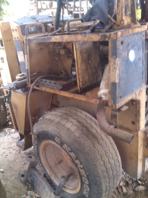 ขายรถตัก  เครื่องจักรกลหนัก   Komatsu  รุ่น wa30-1 ราคา180,000บาท