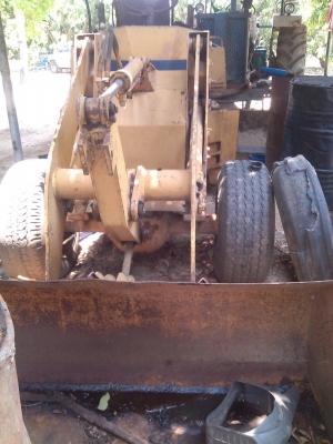 ขายรถตัก  เครื่องจักรกลหนัก   Komatsu  รุ่น wa30-1 ราคา180,000บาท