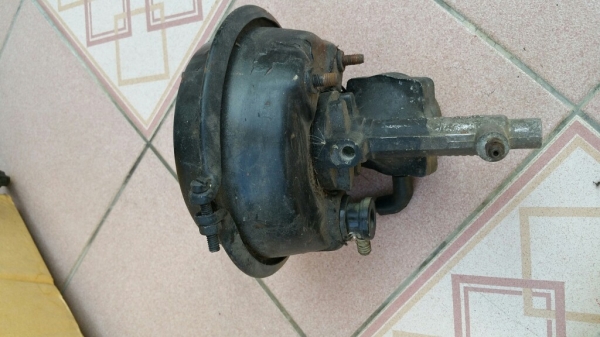 ขายโครงรถ bmw 2002 ไม่มีทะเบียน พร้อมช่วงล่างทั้งชุดแพหน้า หลัง เบรค ครบ สภาพยังใช้งานได้ (แต่ควรไป rebuild พ่นทราย เปลี่ยน bushing) 

ยังได้ ชุดหม้อลม ปั้มเบรคเดิม อีก 3 อัน ตามรูป
และ เกียร์ MT M10

20002 บาท ไม่รวมล้อ bbs แท้ ขอบ 13

ถ้าจะเอาล้อbbs ต้อ