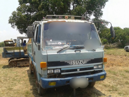 ขายด่วน ISUZU ROCKY FRR 175แรง สภาพพร้อมใช้งาน ยางดีทั้งหกเส้น เครื่องเกียร์พร้อมใช้งาน เอกสารเล่มทะเบียนพร้อมโอน