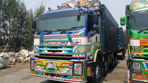 ขายรถพ่วง 24 ล้อ แม่-ลูก กระบะเนียมคอกเกษตรดั้ม อู่.ซี ที ทรัค ISUZU 360 ปี.52 รถสวย ราคา.2550000 ต่อรองกันครับ