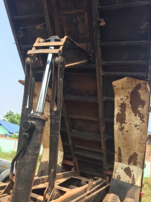 จัมโบ้เครื่อง260แรง. ดั้มเพลาเดียว