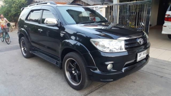 05 Toyota fortuner 2700 V 4x4 โฟลวิล LPG บิลซิล 2 ระบบ รถสวยไม่มีชน แต่งโฉม 2