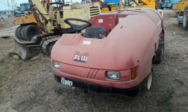 รถฉีดพ่นยา MARUYAMA SSA G540 ขนาด 500 ลิตร เครื่อง KUBOTA 3 สูบ 2 เพลา