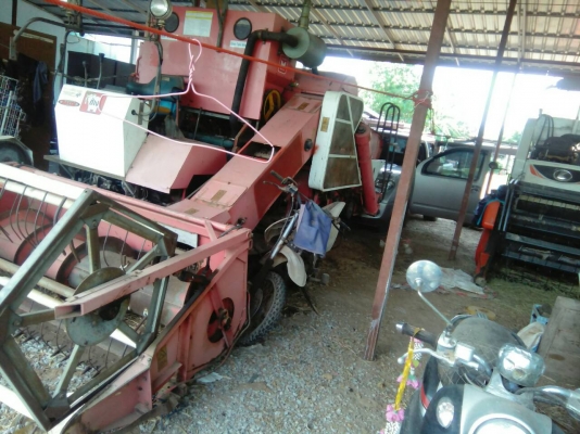 ขายรถเกี่ยว พร้อมเทรลเลอร์ ลากพ่วง สภาพพร้อมใช้งาน  ราคาเบาๆครับ