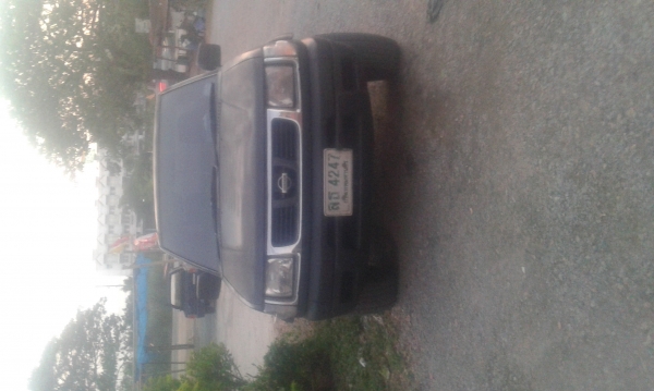 ขายฟรอนเทียแคป4WDเครื่องเดิม2400เบนซิล