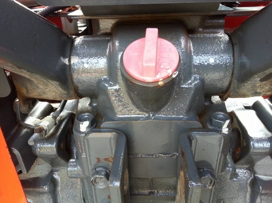 คูโบต้า L3008 4 WD ใบมีดดันหน้าตราช้าง