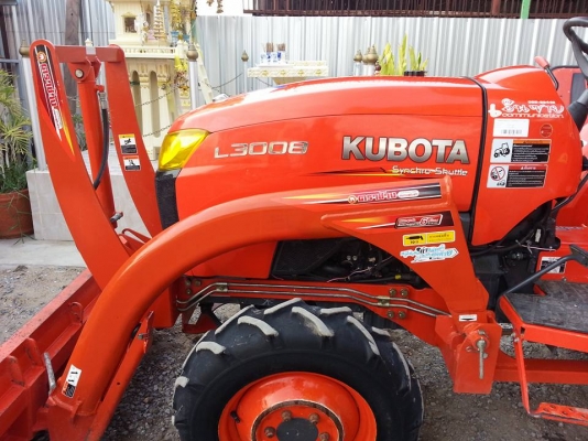 คูโบต้า L3008 4 WD ใบมีดดันหน้าตราช้าง