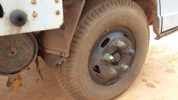 ISUZU NKR110 4.3 เมตร ห้าง (เจ้าของขายเอง)