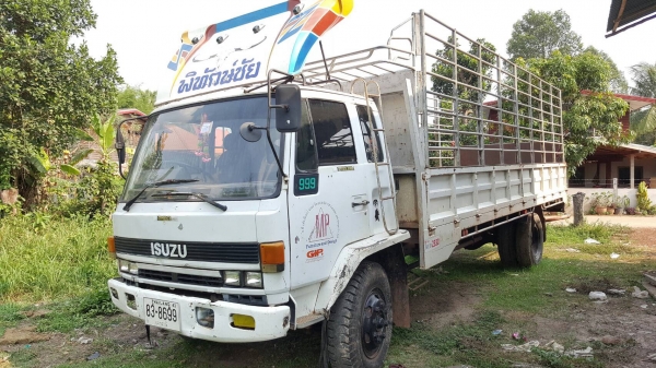 ขาย 6 ล้อ ROCKY FTR11NY กระบะยาว 7.20 เมตร เครื่อง 6BD1 165 แรงม้า เบรคลมดัน พวงมาลัยพาวเวอร์ คัสซีสวยตลอดเส้น ทะเบียนครบพร้อมโอน