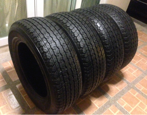 ยาง Bridgestone 245 65 17 ปี14 ดอกเต็ม ใช้กันยาว ราคาไม่แพง